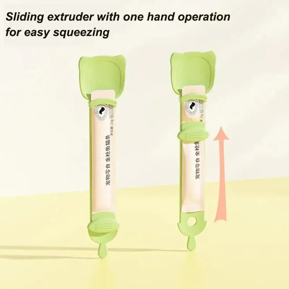 Cat Feeder Cat Strip Squeeze Spoon Pet Liquid Snack Spoon Liquid Feeding Food Squeezer without Residue Cat Feeder Pet Supplies